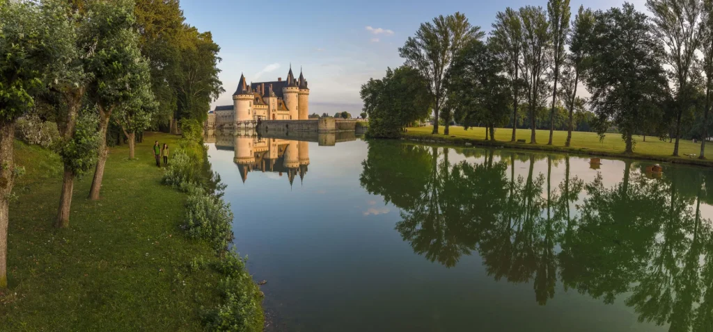 vue sur le chateau depuis le parc