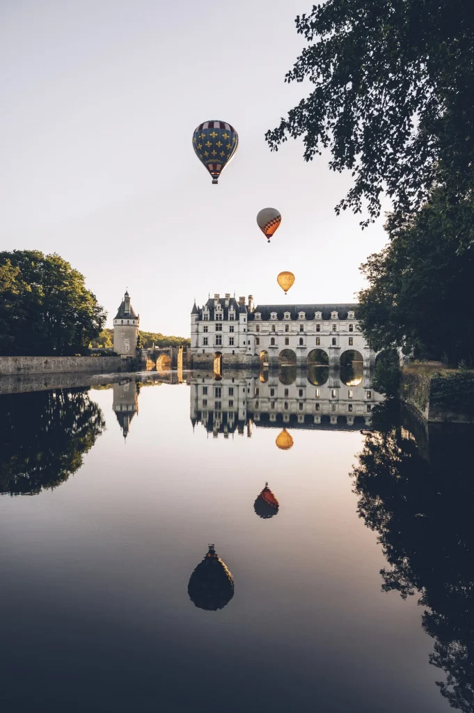 Montgolfières au-dessus du château de Chenonceau