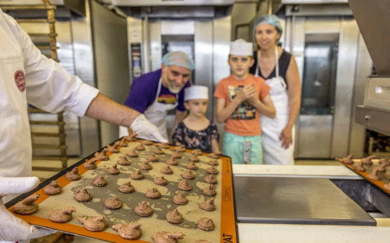 Visite de la biscuiterie de Chambord