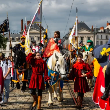 Défilé pendant les fêtes de Jeanne d'Arc à Orléans